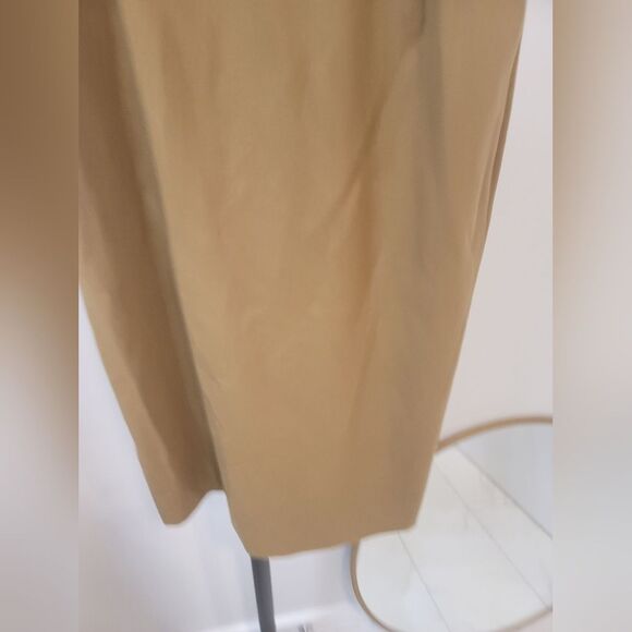 CHANEL Boutique wool skirt size FR 44 (US 8)Waist side to side:15”Length: 22” - Picture 3 of 11